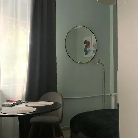Cozy In The Heart Of דירה בוקרשט